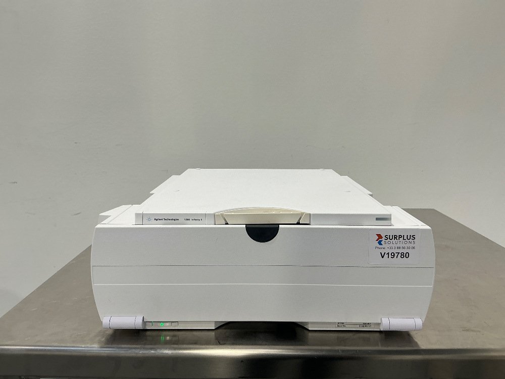 Image of Agilent Technologies 1260 Infinity II Multicolumn Thermostat G7116A HPLC